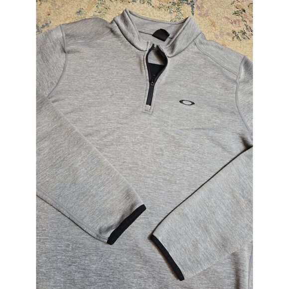 OAKLEY Sweatshirt Mens L Gravity Range 1/4 Zip Hydrolix Pullover Gray Stretch - Picture 1 of 8